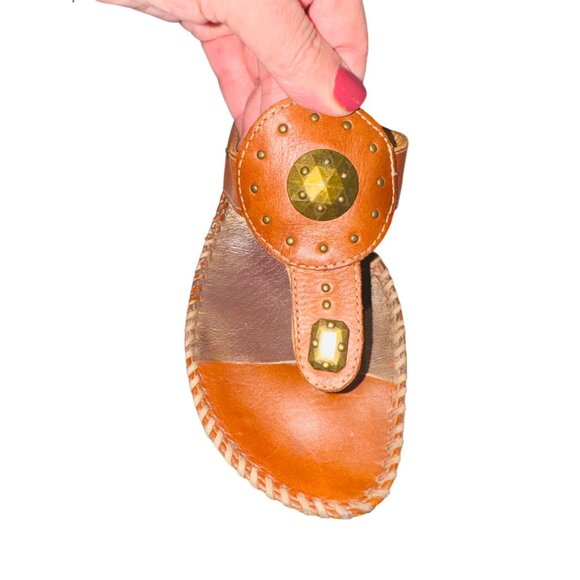 Clarks Artisan Collection Leather Wedge Sandal Studded Braided Trim Boho Cottage - Picture 8 of 10